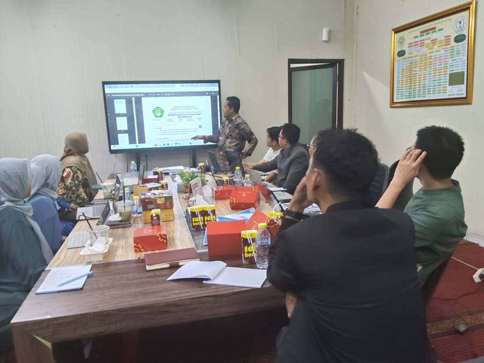 image_PASCASARJANA UNIVERSITAS PTIQ JAKARTA GELAR RAPAT PENYUSUNAN STANDAR OPERASIONAL PROSEDUR (SOP)